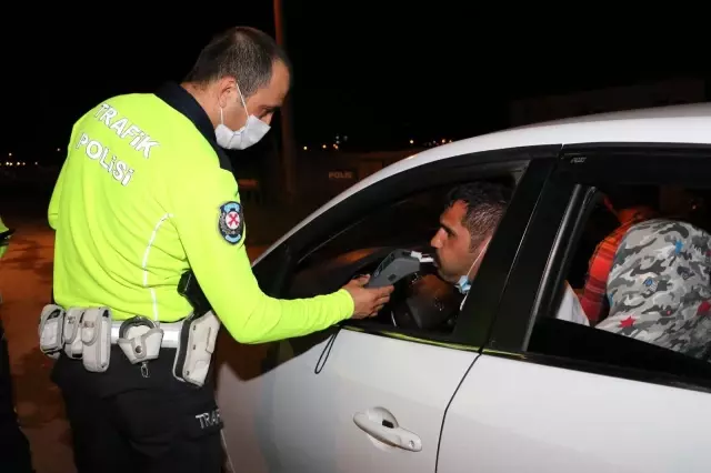 Amasya'da polis denetimlerini artırdı Amasya'da polis denetimlerini artırdı