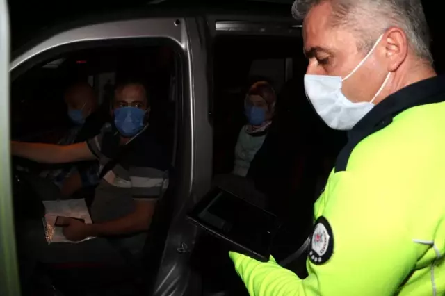 Amasya'da polis denetimlerini artırdı Amasya'da polis denetimlerini artırdı