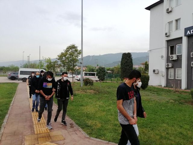 aracin tabanindan 139 kilo uyusturucu cikmist 6 14113900 o