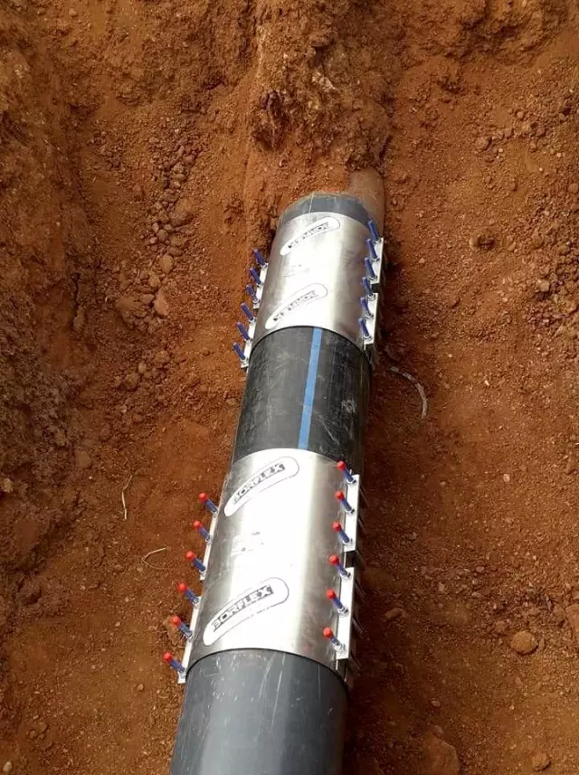 Beylikova Belediyesi ekipleri sulama sistemindeki patlakları tamir etti Beylikova Belediyesi ekipleri sulama sistemindeki patlakları tamir etti