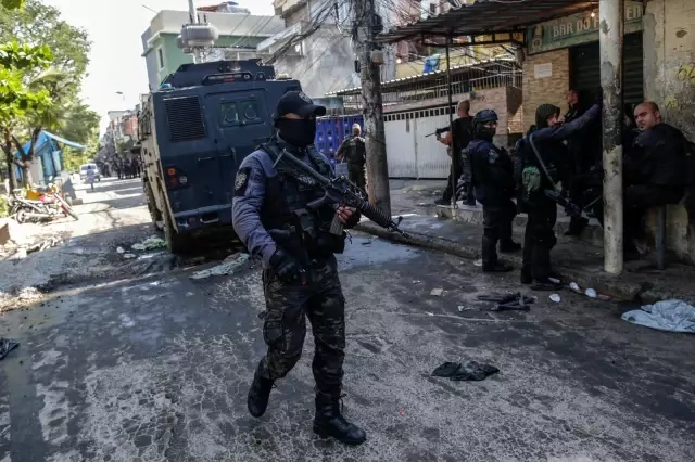 Brezilya'daki �at��mada �l� say�s� 25'e y�kseldi