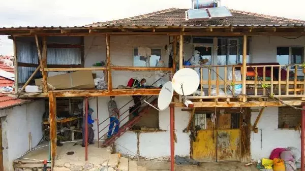 BURDUR'DA 112 BİN 961 DOZ AŞI UYGULANDI BURDUR'DA 112 BİN 961 DOZ AŞI UYGULANDI
