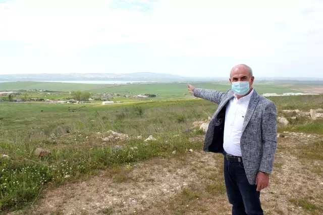 İstanbul'da pes dedirten olay! Göl havzasını vatandaşlara imarlı arazi diye sattılar İstanbul'da pes dedirten olay! Göl havzasını vatandaşlara imarlı arazi diye sattılar
