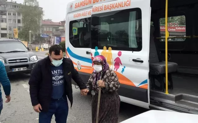 Samsun Büyükşehir Belediyesinden ihtiyaç sahibi ailelere iki öğün yemek servisi Samsun Büyükşehir Belediyesinden ihtiyaç sahibi ailelere iki öğün yemek servisi