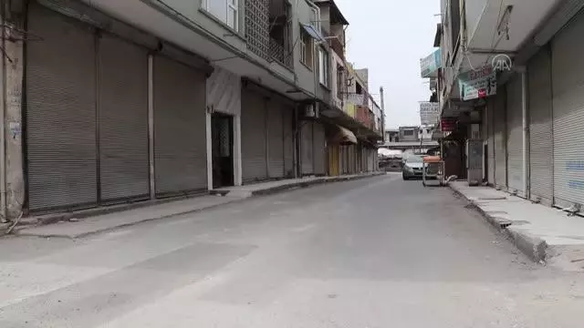 Cadde ve sokaklar tam kapanmada boş kaldı Cadde ve sokaklar tam kapanmada boş kaldı
