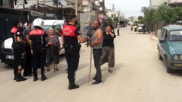 Cono aşiretinden iki aile birbirine girdi, koca mahallede kıyamet koptu Cono aşiretinden iki aile birbirine girdi, koca mahallede kıyamet koptu