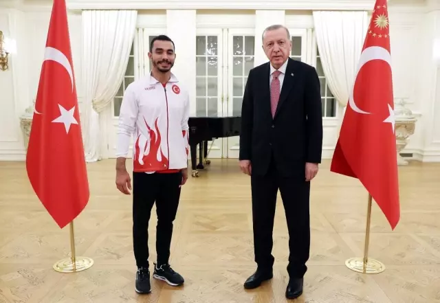 Son dakika! Cumhurbaşkanı Erdoğan, sporcularla iftar yaptı Son dakika! Cumhurbaşkanı Erdoğan, sporcularla iftar yaptı