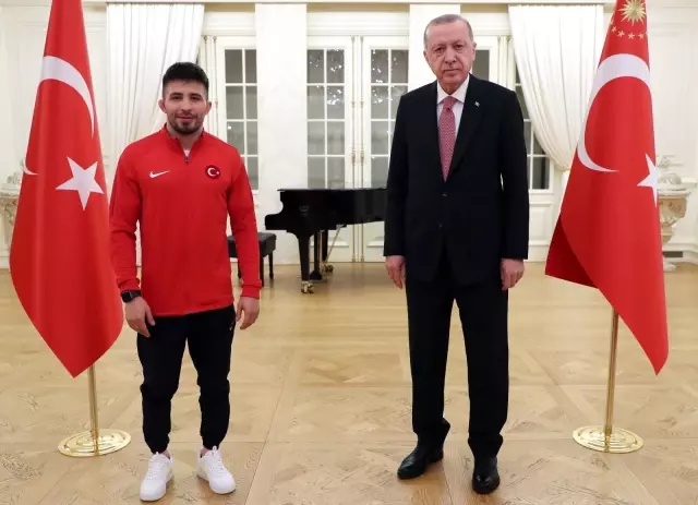 Son dakika! Cumhurbaşkanı Erdoğan, sporcularla iftar yaptı Son dakika! Cumhurbaşkanı Erdoğan, sporcularla iftar yaptı
