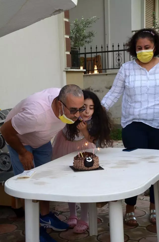 Son dakika haberi | Didim'de polislerden sürpriz doğum günü