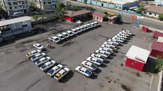 Diyarbakır'da ilaçlama ekipleri işbaşında Diyarbakır'da ilaçlama ekipleri işbaşında