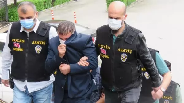 ESKİŞEHİR'DE FUHUŞ OPERASYONUNA 3 GÖZALTI ESKİŞEHİR'DE FUHUŞ OPERASYONUNA 3 GÖZALTI