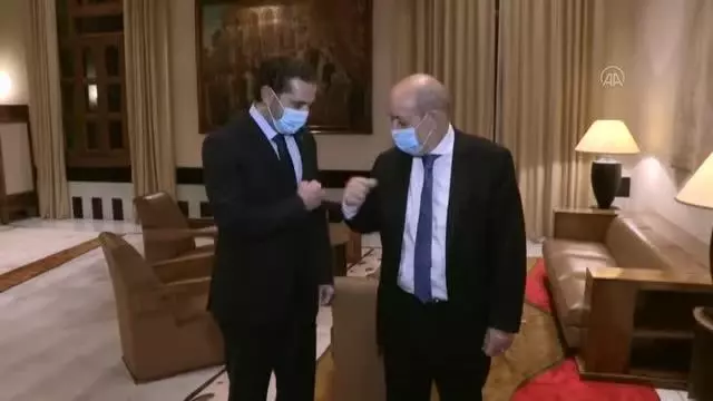 Lübnan basını: Fransa Dışişleri Bakanı Le Drian'ın ziyareti olumsuz bir havada geçti Lübnan basını: Fransa Dışişleri Bakanı Le Drian'ın ziyareti olumsuz bir havada geçti