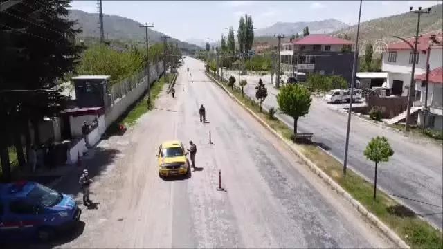 Son dakika haberleri | Jandarma 'tam kapanma' kapsamında denetim yaptı Son dakika haberleri | Jandarma 'tam kapanma' kapsamında denetim yaptı