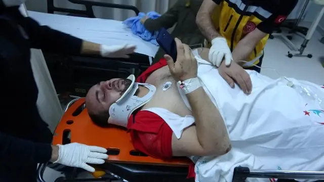 Son dakika haberi | Kazada yaralanan sağlıkçı, ambulans helikopterle hastaneye yetiştirildi Son dakika haberi | Kazada yaralanan sağlıkçı, ambulans helikopterle hastaneye yetiştirildi