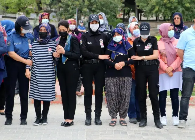 Koruma polisi kalbine yenildi Koruma polisi kalbine yenildi