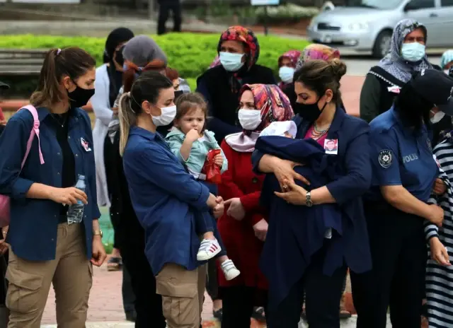 Koruma polisi kalbine yenildi Koruma polisi kalbine yenildi