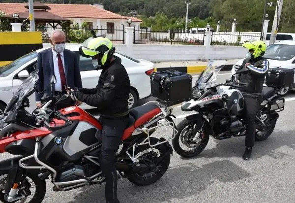 MUĞLA MARMARİS KAYMAKAMI JANDARMA İLE DENETİM YAPTI MUĞLA MARMARİS KAYMAKAMI JANDARMA İLE DENETİM YAPTI