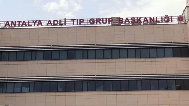 Son dakika! Minibüs ile otomobilin çarpışması sonucu yaralanan kişi hastanede hayatını kaybetti Son dakika! Minibüs ile otomobilin çarpışması sonucu yaralanan kişi hastanede hayatını kaybetti