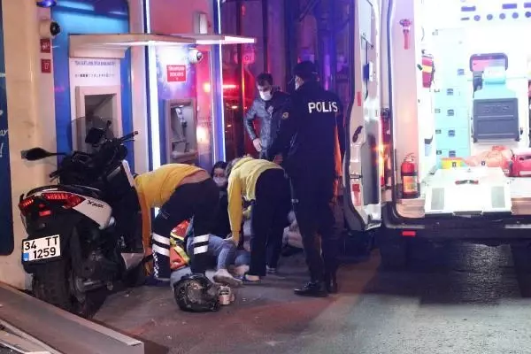 MOTOSİKLETİYLE İŞYERİNİN CAMINA ÇARPAN ALKOLLÜ SÜRÜCÜ YARALANDI MOTOSİKLETİYLE İŞYERİNİN CAMINA ÇARPAN ALKOLLÜ SÜRÜCÜ YARALANDI