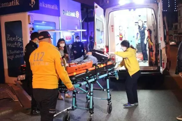 MOTOSİKLETİYLE İŞYERİNİN CAMINA ÇARPAN ALKOLLÜ SÜRÜCÜ YARALANDI MOTOSİKLETİYLE İŞYERİNİN CAMINA ÇARPAN ALKOLLÜ SÜRÜCÜ YARALANDI
