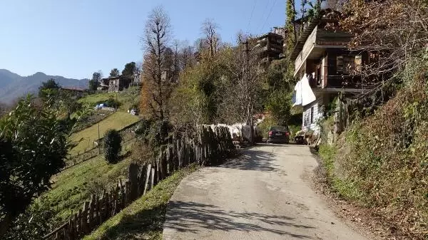 Rize'de tam kapanmada köyler doldu; uyarı geldi Rize'de tam kapanmada köyler doldu; uyarı geldi