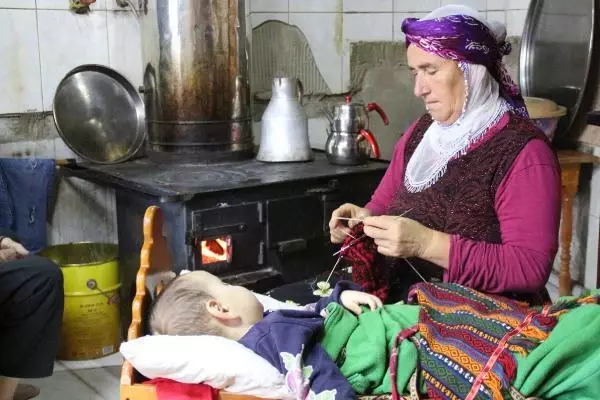 Rize'de tam kapanmada köyler doldu; uyarı geldi Rize'de tam kapanmada köyler doldu; uyarı geldi