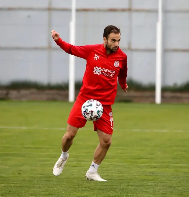 Sivasspor'da Başakşehir mesaisi Sivasspor'da Başakşehir mesaisi