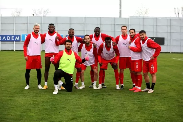 Sivasspor'da Başakşehir mesaisi Sivasspor'da Başakşehir mesaisi