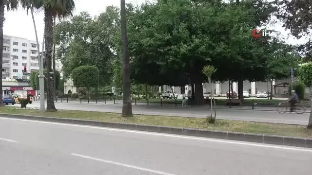 Tam kapanma Adana'da vakaları düşürdü Tam kapanma Adana'da vakaları düşürdü