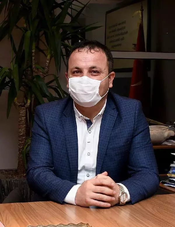 Tarihi Kadıkalesi kazılarında 13'üncü yüzyıldan kalma insan iskeletleri bulundu Tarihi Kadıkalesi kazılarında 13'üncü yüzyıldan kalma insan iskeletleri bulundu