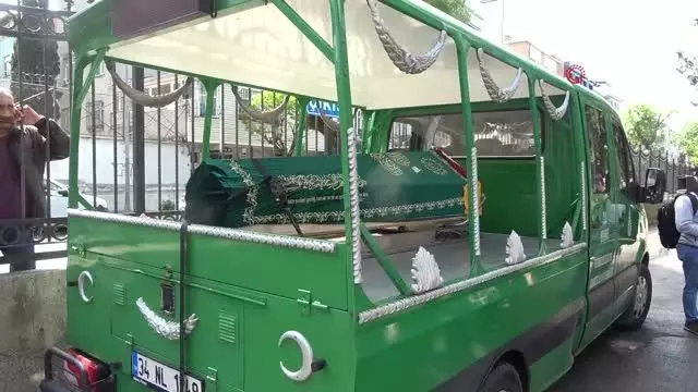 Türker Arslan son yolculuğuna uğurlandı Türker Arslan son yolculuğuna uğurlandı