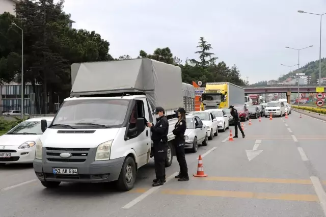 - Vali Dağlı: 'Bu yılki mottomuz 'Emniyet kemeri takıyorum' - Vali Dağlı: 'Bu yılki mottomuz 'Emniyet kemeri takıyorum'