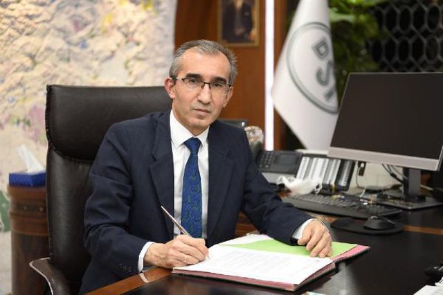 Yusufeli Barajı'nda son metreküp beton döküldü Yusufeli Barajı'nda son metreküp beton döküldü