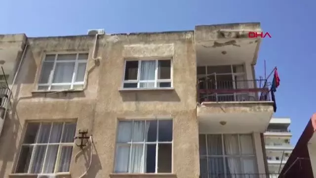 Son dakika: 2 ÇOCUK BABASI, TARTIŞTIĞI EŞİNİ BIÇAKLAYARAK ÖLDÜRDÜ Son dakika: 2 ÇOCUK BABASI, TARTIŞTIĞI EŞİNİ BIÇAKLAYARAK ÖLDÜRDÜ
