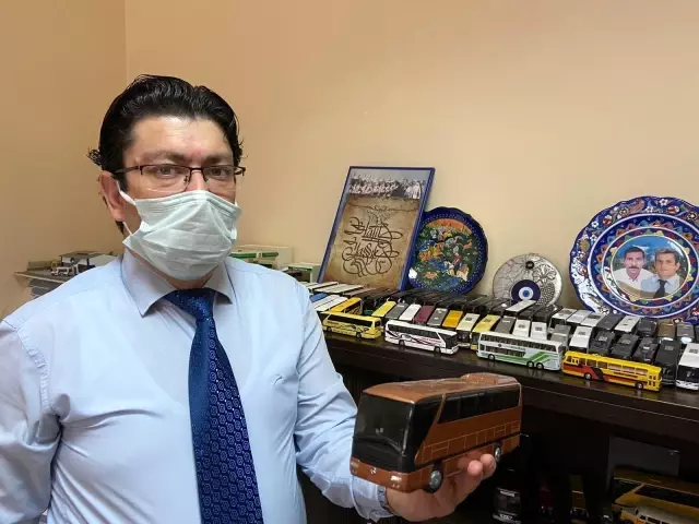 24 yıldır maket otobüs biriktiriyor 24 yıldır maket otobüs biriktiriyor