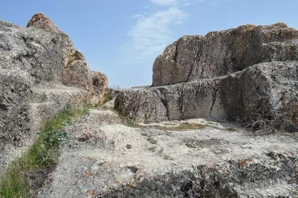 2800 YILLIK TAPINAKLA, HARPUT'UN UNESCO ASIL LİSTESİNE GİRMESİ HEDEFLENİYOR