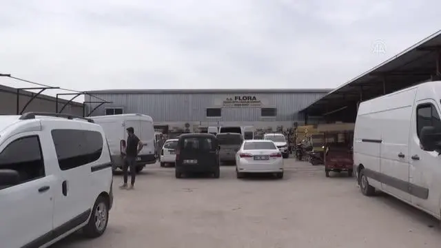 ADANA /MERSİN - Çukurova'daki çiçek mezatlarında Anneler Günü yoğunluğu ADANA /MERSİN - Çukurova'daki çiçek mezatlarında Anneler Günü yoğunluğu