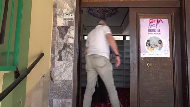 ANTALYA'DA AKÜ HIRSIZLIĞI ŞÜPHELİSİ ALARMI ANTALYA'DA AKÜ HIRSIZLIĞI ŞÜPHELİSİ ALARMI