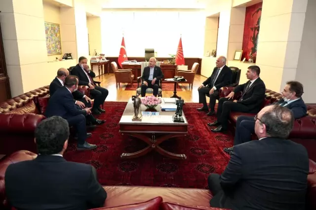 Başkan Şahin'den CHP Genel Başkan Kılıçdaroğlu'na ziyaret Başkan Şahin'den CHP Genel Başkan Kılıçdaroğlu'na ziyaret
