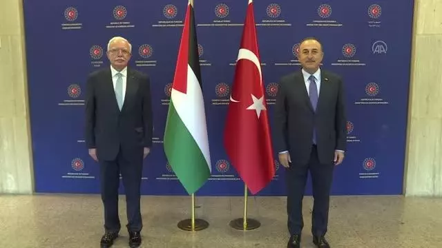Çavuşoğlu, İsrail'in Doğu Kudüs'te yasa dışı yerleşim yerleri açma yönündeki adımlarından vazgeçmesini istedi Çavuşoğlu, İsrail'in Doğu Kudüs'te yasa dışı yerleşim yerleri açma yönündeki adımlarından vazgeçmesini istedi