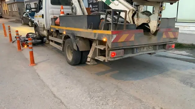 Son dakika haberleri | Kamyonetin altında kalan 16 yaşındaki motosiklet sürücüsü hayatını kaybetti Son dakika haberleri | Kamyonetin altında kalan 16 yaşındaki motosiklet sürücüsü hayatını kaybetti