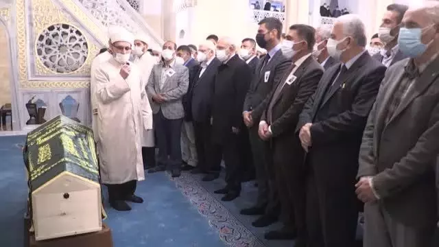 Son dakika haber... Kılıçdaroğlu, eski Devlet Bakanı Erhan'ın cenaze törenine katıldı Son dakika haber... Kılıçdaroğlu, eski Devlet Bakanı Erhan'ın cenaze törenine katıldı