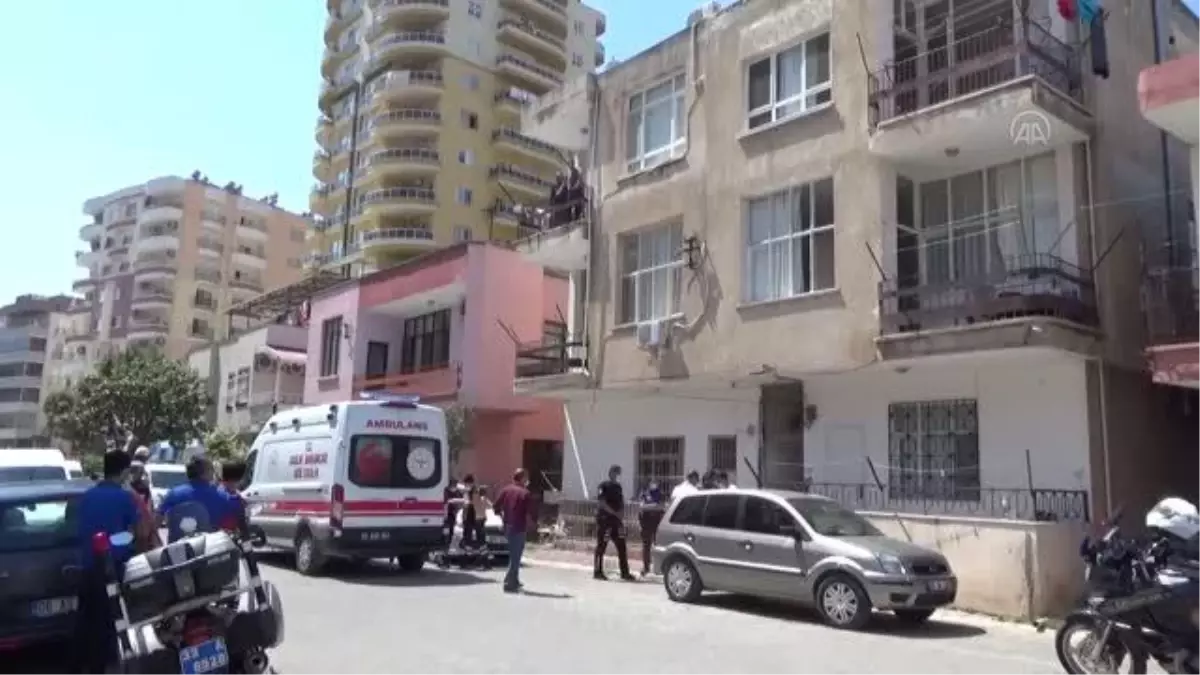 Kocasının bıçakladığı iddia edilen kadın yaşamını yitirdi