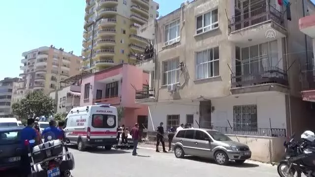 Kocasının bıçakladığı iddia edilen kadın yaşamını yitirdi Kocasının bıçakladığı iddia edilen kadın yaşamını yitirdi