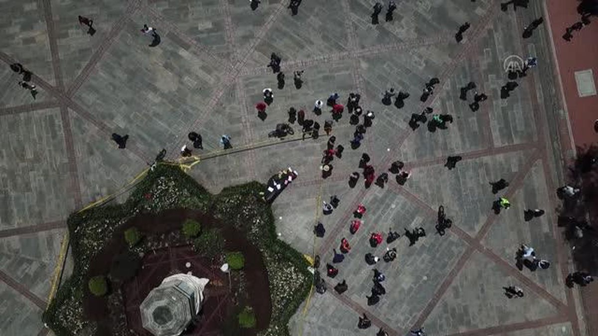 Kolombiya'da yerliler protesto düzenledi