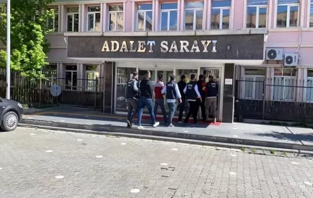 Muş polisi uyuşturucu tacirlerine göz açtırmıyor Muş polisi uyuşturucu tacirlerine göz açtırmıyor