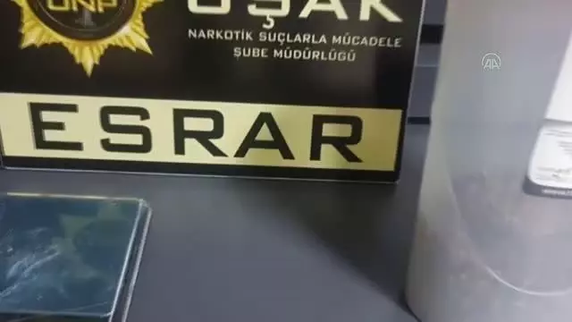 Otomobilde 3 bin 308 uyuşturucu hap ele geçirildi Otomobilde 3 bin 308 uyuşturucu hap ele geçirildi