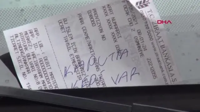 Son dakika haber: Otomobilin motor bölümüne giren kedi, cama bırakılan not ile kurtuldu Son dakika haber: Otomobilin motor bölümüne giren kedi, cama bırakılan not ile kurtuldu