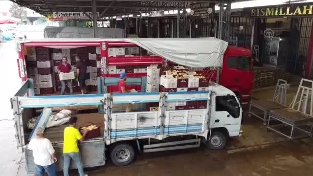 'Pazar yeri genelgesi' ile hareketlilik başladı 'Pazar yeri genelgesi' ile hareketlilik başladı