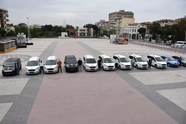 Şehzadeler Belediyesinden Vefa Sosyal Destek Grubu'na araç desteği